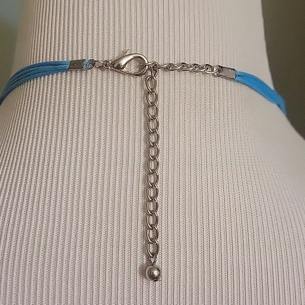 Fun Fashion Necklace - Picture 8 of 8